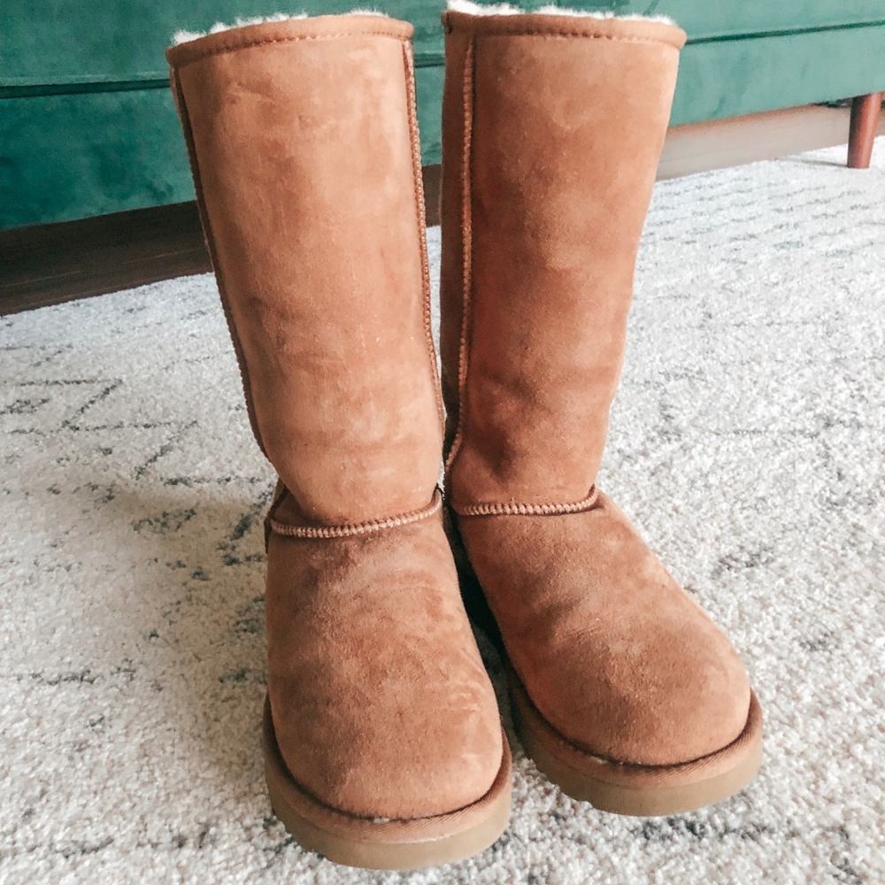 Ugg Boots Classic Tall II - Chestnut Sz 7